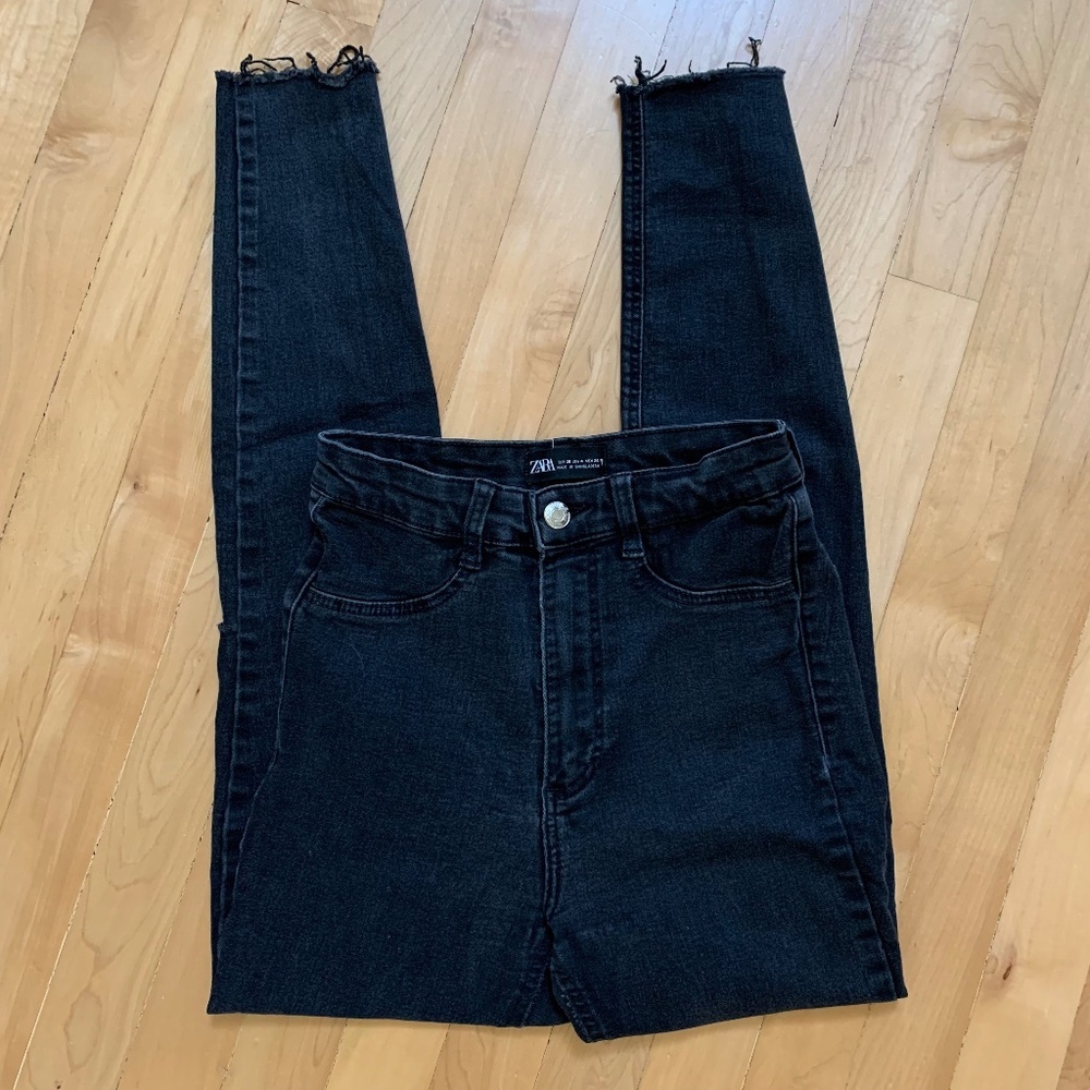 Zara High Rise Black Super Stretch Skinny Jeans Size 4